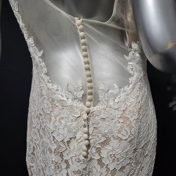 NWT~$1450~ELLA ROSA~10/12~IVORY NUDE FLORAL LACE FIT & FLARE WEDDING DRESS GOWN - Picture 12 of 16
